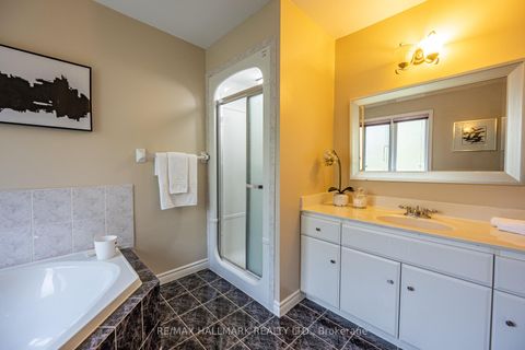 Photo 21 at 93 Tillie Square, Milliken Mills East, Markham