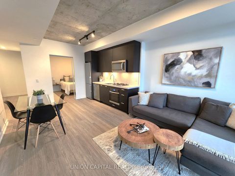 Photo 3 at 1601 - 195 McCaul Street, Chinatown, Toronto