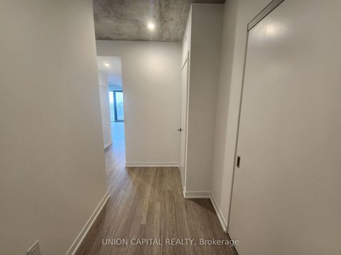 Photo 15 at 1601 - 195 McCaul Street, Chinatown, Toronto