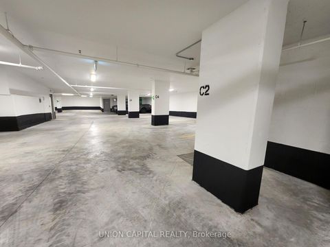 Photo 22 at 1601 - 195 McCaul Street, Chinatown, Toronto