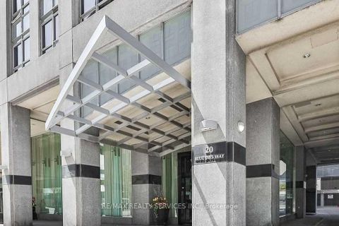 Photo 2 at 20 Blue Jays Way, Waterfront Communities C1, Toronto