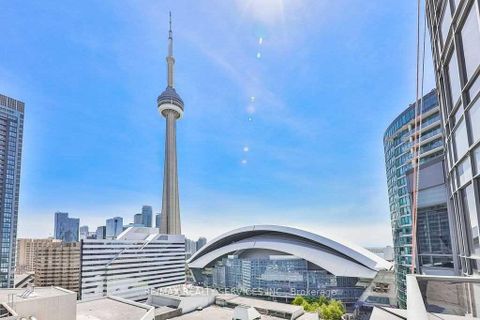 Photo 18 at 20 Blue Jays Way, Waterfront Communities C1, Toronto