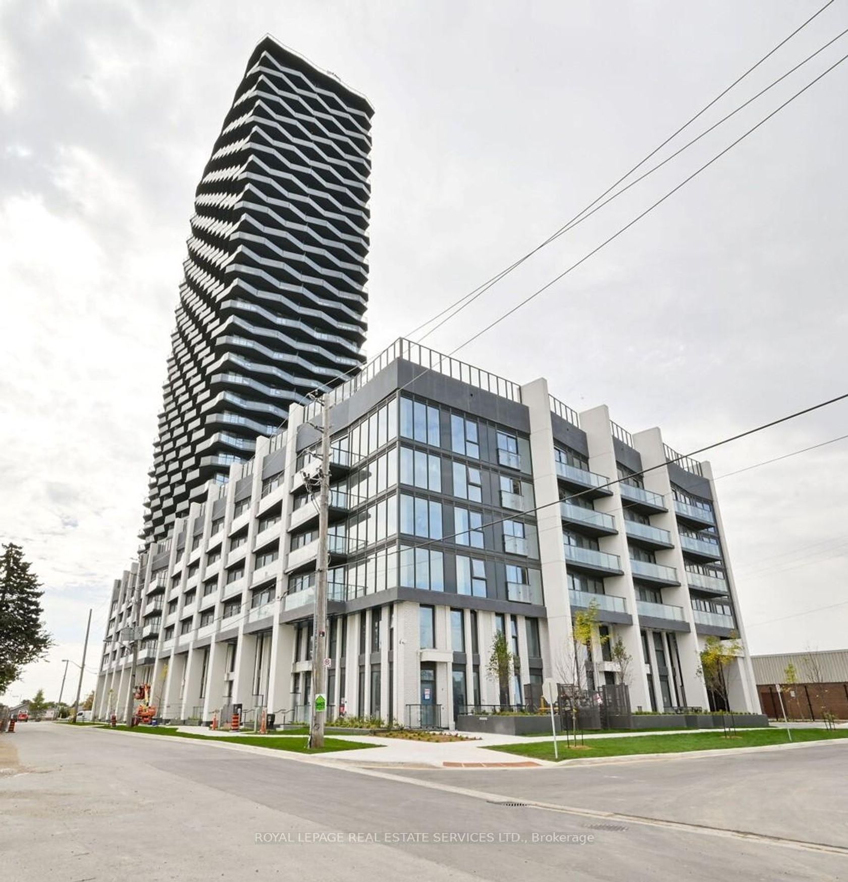 523 - 36 Zorra Street, City Centre West, Toronto 