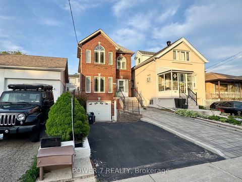 Photo 1 at 85B Maybourne Avenue, Birchmount, Toronto