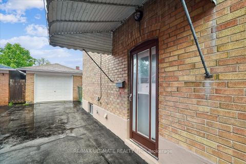 Photo 36 at 12 Thurodale Avenue, Amesbury, Toronto