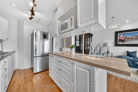 Photo 13 at 602 - 4064 Lawrence Avenue E, West Hill, Toronto