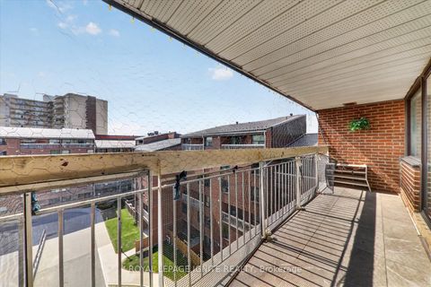 Photo 16 at 602 - 4064 Lawrence Avenue E, West Hill, Toronto