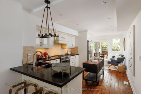 Photo 11 at 866 1/2 Carlaw Avenue, Danforth, Toronto