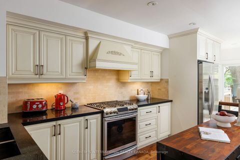 Photo 12 at 866 1/2 Carlaw Avenue, Danforth, Toronto