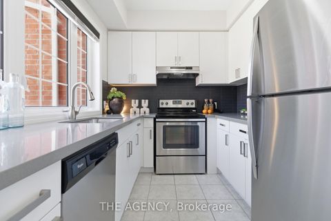 Photo 5 at 37 Ormerod Lane, Devonsleigh, Richmond Hill