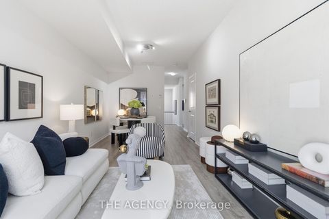 Photo 15 at 37 Ormerod Lane, Devonsleigh, Richmond Hill