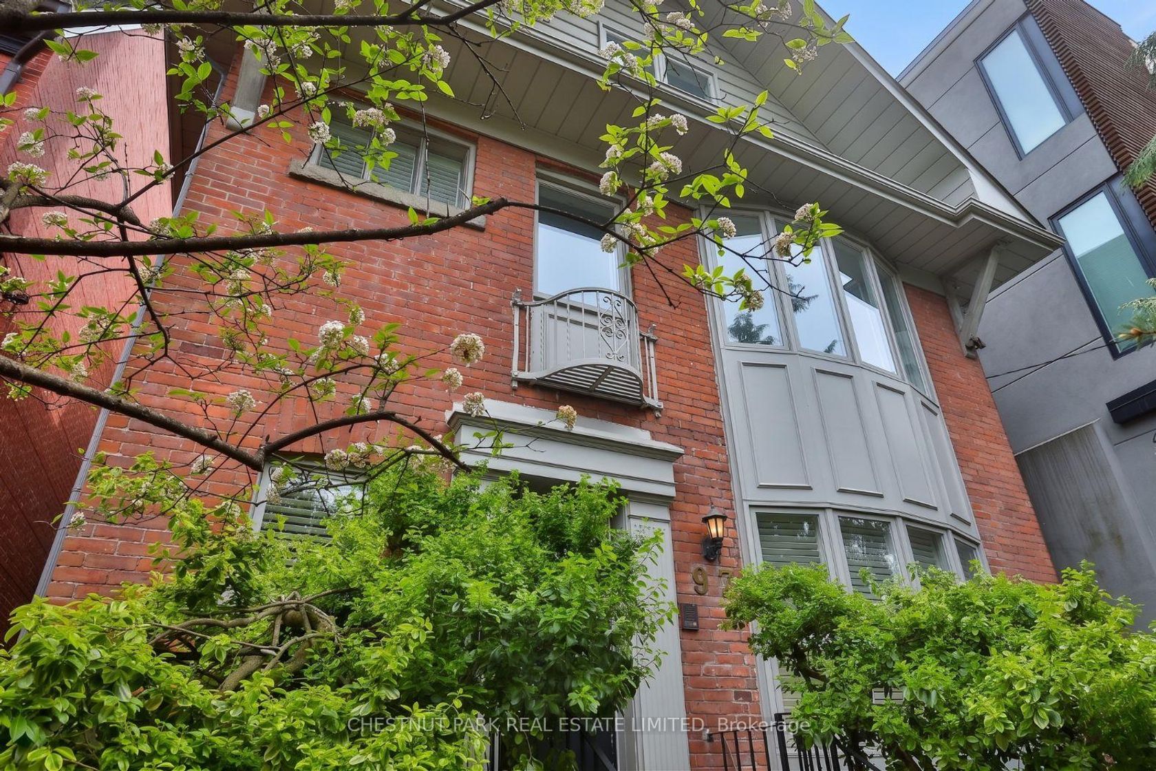 97 Farnham Avenue, St. Clair, Toronto 