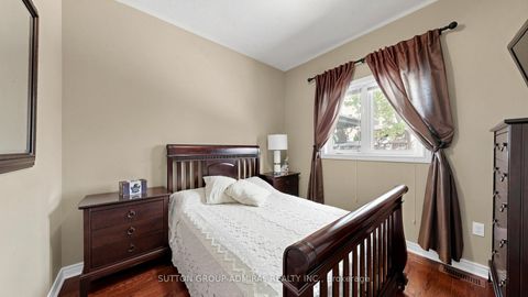 Photo 17 at 492 Kwapis Boulevard, Woodland Hill, Newmarket