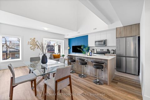 Photo 1 at 447 Lansdowne Avenue, Dufferin Grove, Toronto