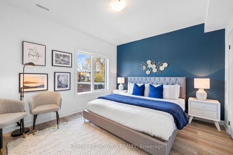 Photo 5 at 447 Lansdowne Avenue, Dufferin Grove, Toronto