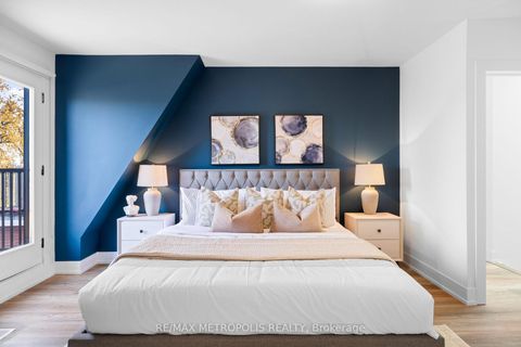 Photo 7 at 447 Lansdowne Avenue, Dufferin Grove, Toronto