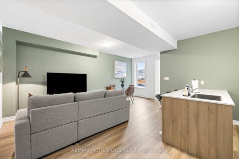 Photo 11 at 447 Lansdowne Avenue, Dufferin Grove, Toronto