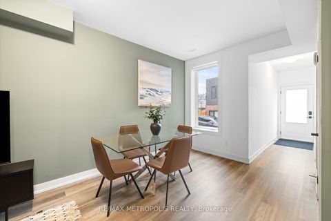 Photo 13 at 447 Lansdowne Avenue, Dufferin Grove, Toronto