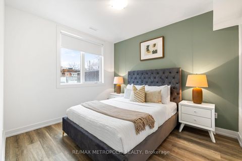 Photo 17 at 447 Lansdowne Avenue, Dufferin Grove, Toronto