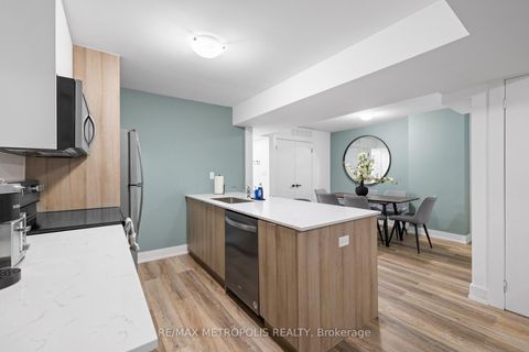 Photo 25 at 447 Lansdowne Avenue, Dufferin Grove, Toronto