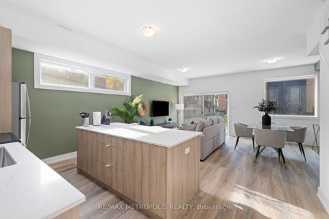 Photo 34 at 447 Lansdowne Avenue, Dufferin Grove, Toronto