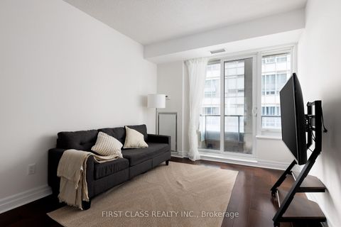 Photo 5 at 2208 - 35 Balmuto Street, Bay Street Corridor, Toronto