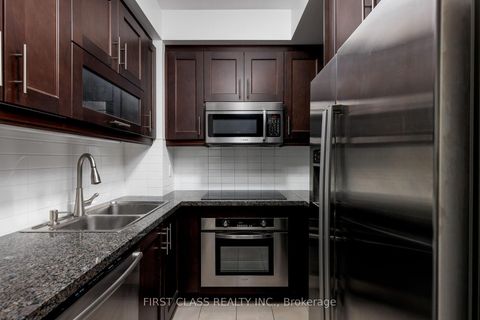 Photo 11 at 2208 - 35 Balmuto Street, Bay Street Corridor, Toronto