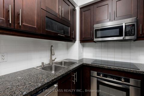 Photo 12 at 2208 - 35 Balmuto Street, Bay Street Corridor, Toronto