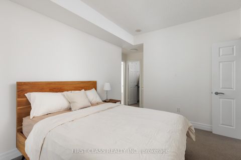 Photo 15 at 2208 - 35 Balmuto Street, Bay Street Corridor, Toronto