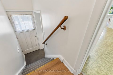 Photo 29 at 151 Perry Crescent, Rosethorn, Toronto