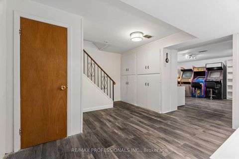 Photo 33 at 151 Perry Crescent, Rosethorn, Toronto
