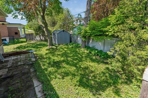 Photo 41 at 151 Perry Crescent, Rosethorn, Toronto
