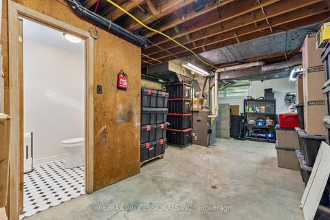 Photo 44 at 151 Perry Crescent, Rosethorn, Toronto