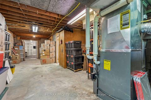 Photo 45 at 151 Perry Crescent, Rosethorn, Toronto