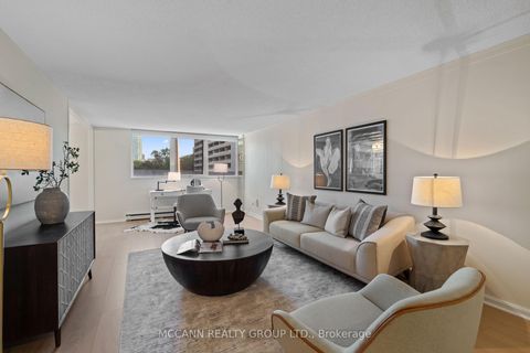 Photo 7 at 301 - 360 Bloor Street E, Moore Park, Toronto