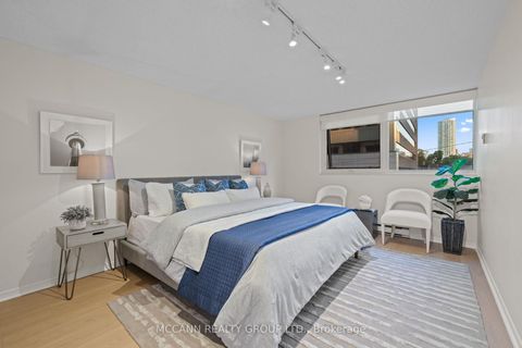 Photo 21 at 301 - 360 Bloor Street E, Moore Park, Toronto