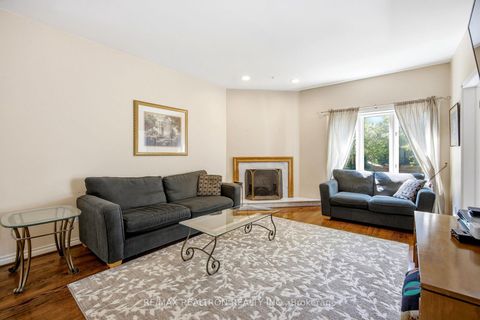 Photo 5 at 623 Coldstream Avenue, Lawrence, Toronto