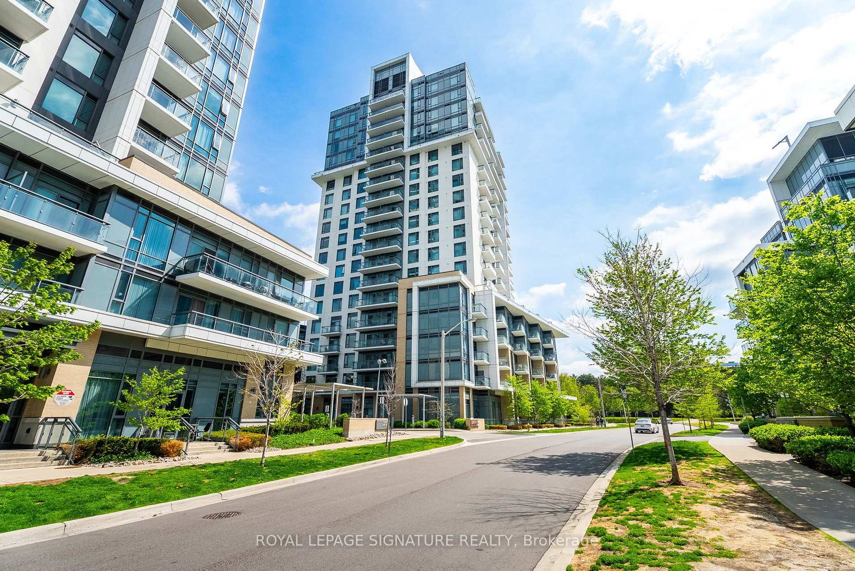 358 - 60 Ann O'Reilly Road, Henry Farm, Toronto 
