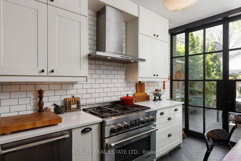 Photo 14 at 356 Ontario Street, Moss Park, Toronto