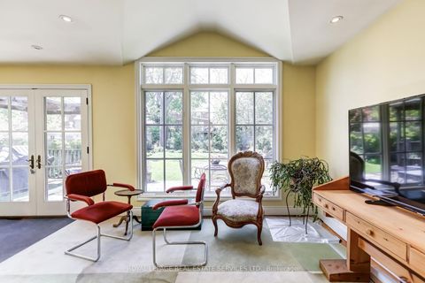 Photo 7 at 24 Tanager Avenue, Leaside, Toronto