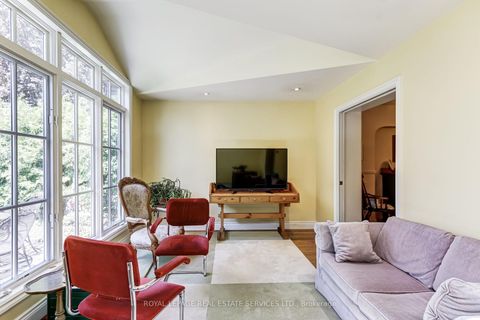 Photo 9 at 24 Tanager Avenue, Leaside, Toronto