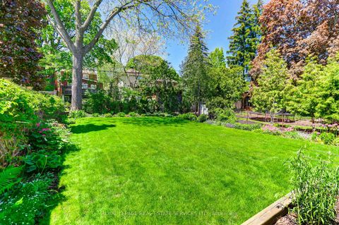 Photo 18 at 24 Tanager Avenue, Leaside, Toronto