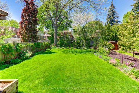 Photo 20 at 24 Tanager Avenue, Leaside, Toronto
