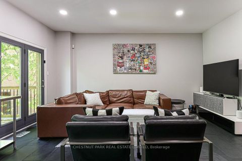 Photo 13 at 76 Davisville Avenue, Mount Pleasant West, Toronto