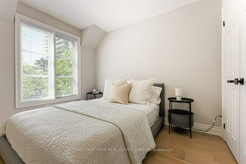 Photo 21 at 76 Davisville Avenue, Mount Pleasant West, Toronto