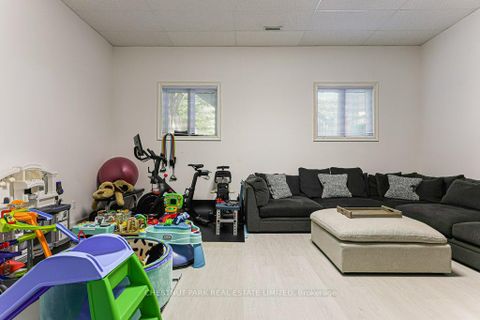 Photo 24 at 76 Davisville Avenue, Mount Pleasant West, Toronto