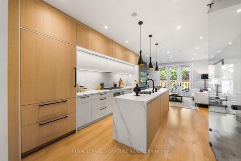 Photo 8 at 588 Woburn Avenue, Nortown, Toronto