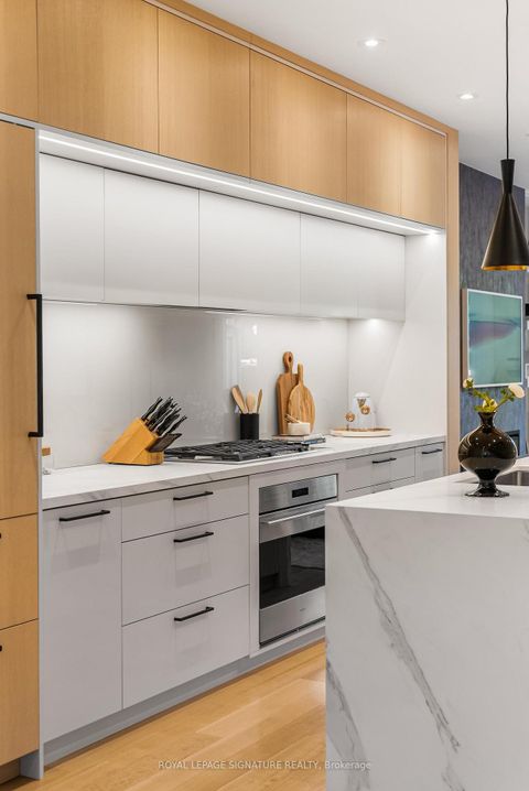 Photo 9 at 588 Woburn Avenue, Nortown, Toronto