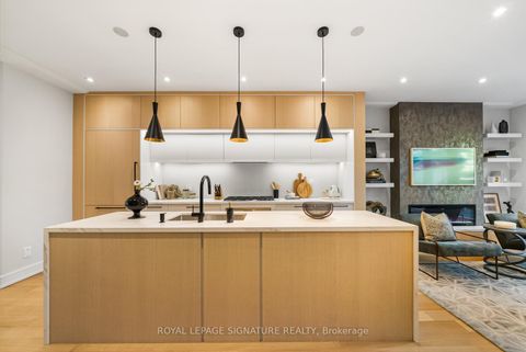 Photo 11 at 588 Woburn Avenue, Nortown, Toronto