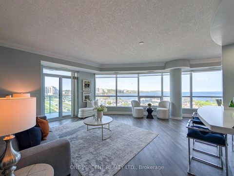 Photo 5 at 604 - 33 ELLEN Street, Lakeshore, Barrie